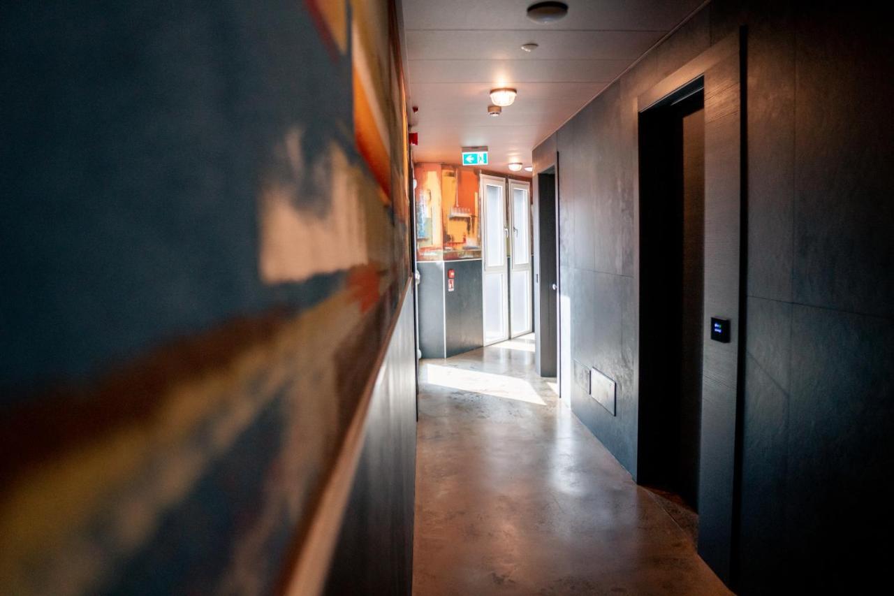 K Modern Hotel Пескиера дел Гарда Екстериор снимка