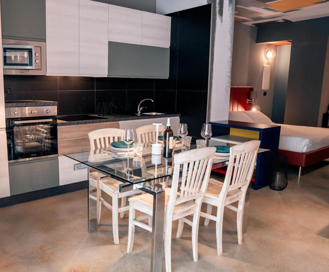 K Modern Hotel Пескиера дел Гарда Екстериор снимка